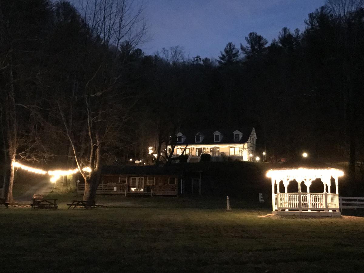 Valle Crucis Farm 外观 照片